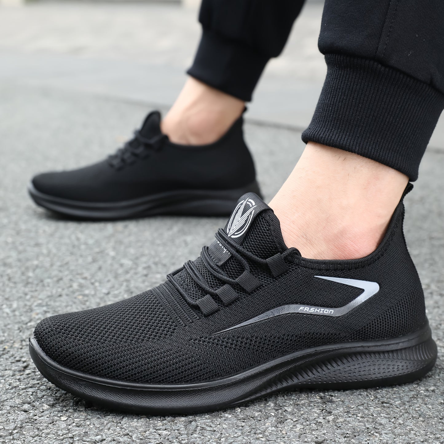 Men's Knit Breathable Lace-Up Running Shoes – Lightweight